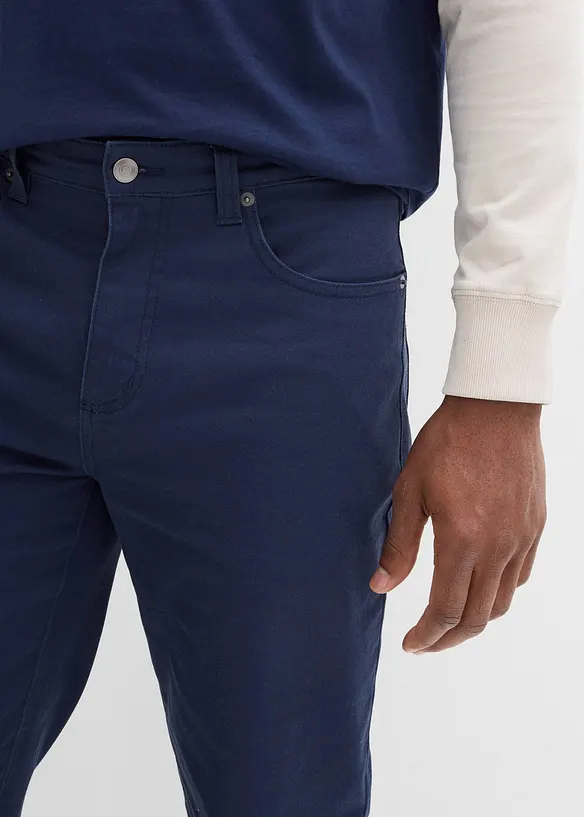 Stretchbyxa, klassisk passform, raka ben, bonprix