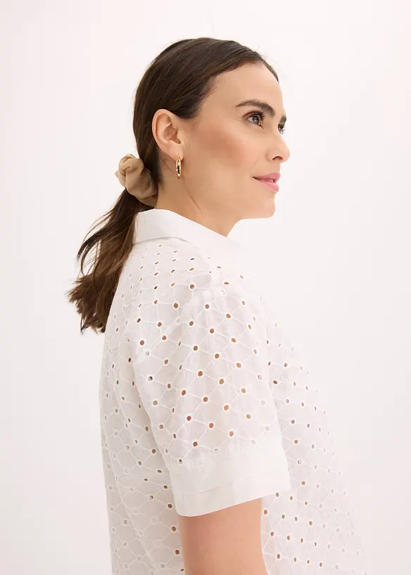 Blus med h&aring;lbroderi, bonprix