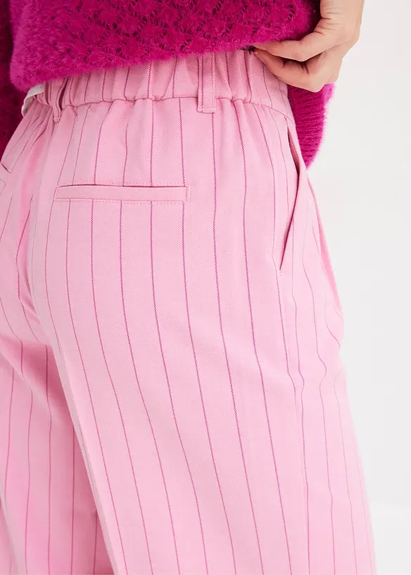 Kritstrecksrandig byxa med vida ben, bonprix