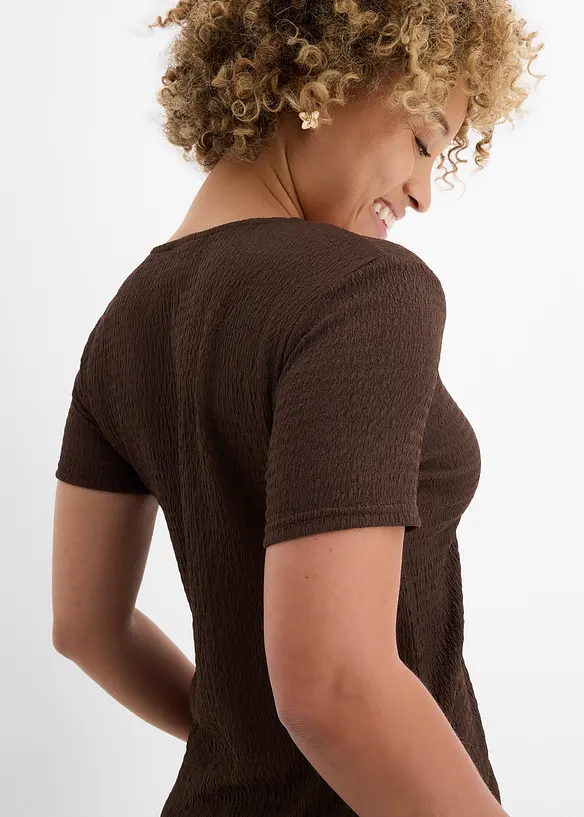 Topp av strukturmaterial och med knappsl&aring;, bonprix