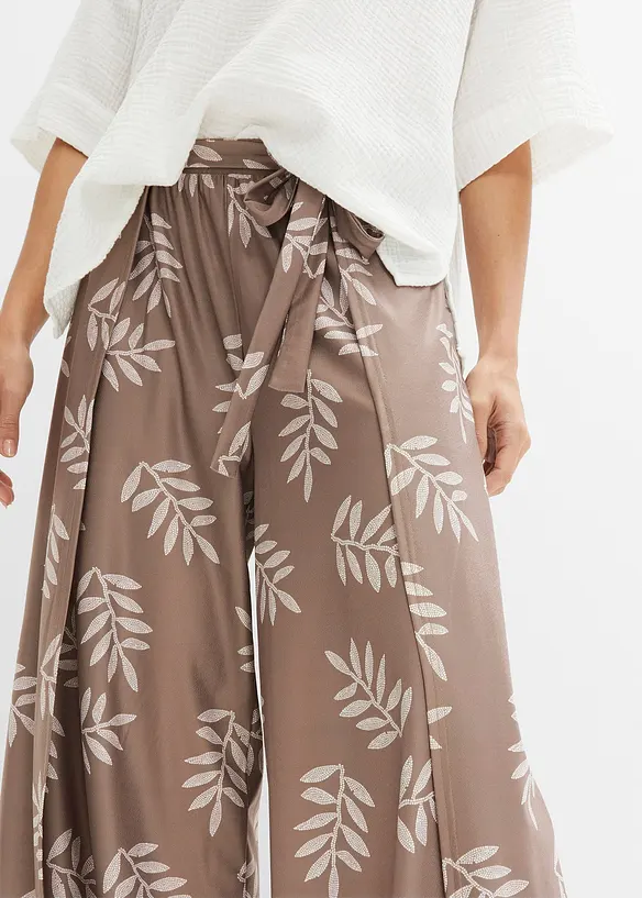 Byxa med omlottlook i kr&auml;ppad jersey, bonprix