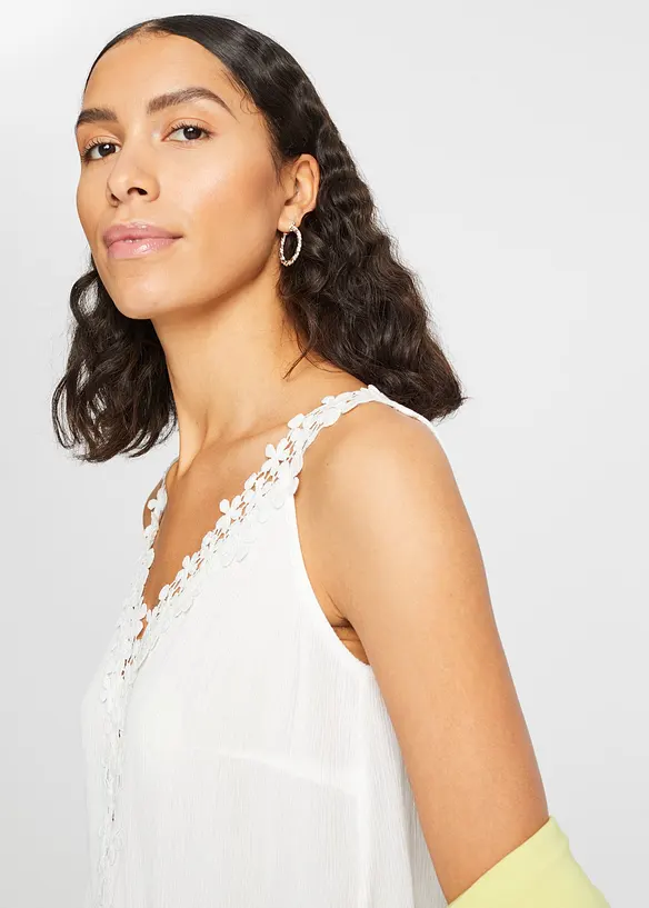 Bluslinne i krinklat material med struktur, bonprix