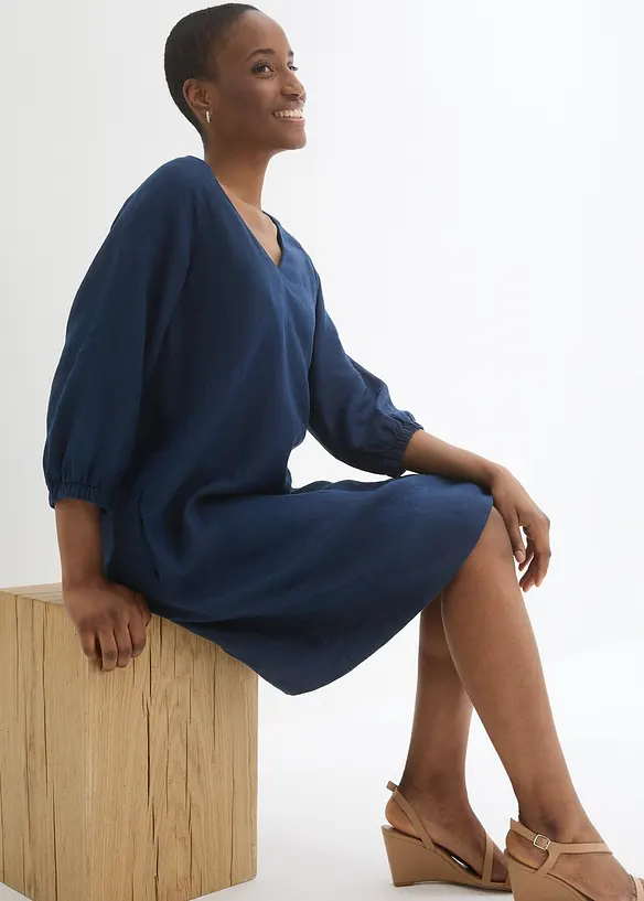 Kort linnekl&auml;nning med 3/4-&auml;rmar, bonprix