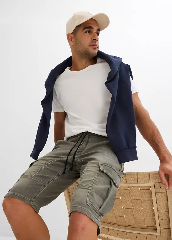 Jeansshorts i trik&aring;, Regular Fit, bonprix