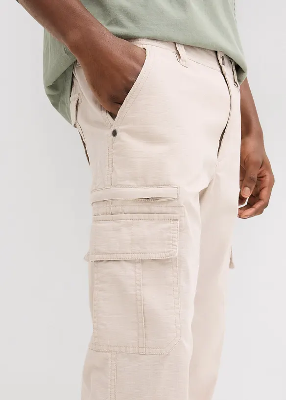 L&aring;nga cargoshorts av ren bomull, normal passform, bonprix