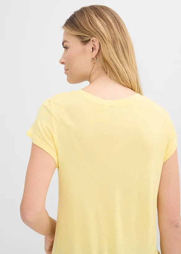 V-ringad topp i mjuk viskos, bonprix