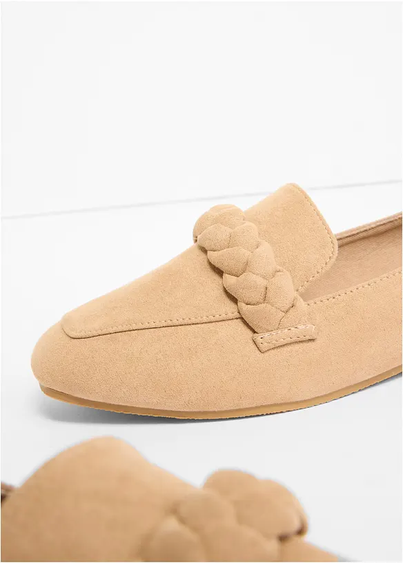 Loafers med fl&auml;tade remmar, bonprix