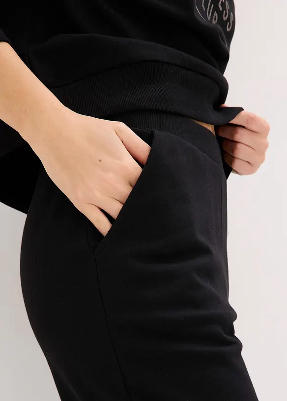 Sweatshirt med krage och dragkedja och trik&aring;byxa i bomull, bonprix