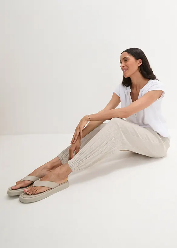 Muslinbyxa med smock i midjan, bonprix