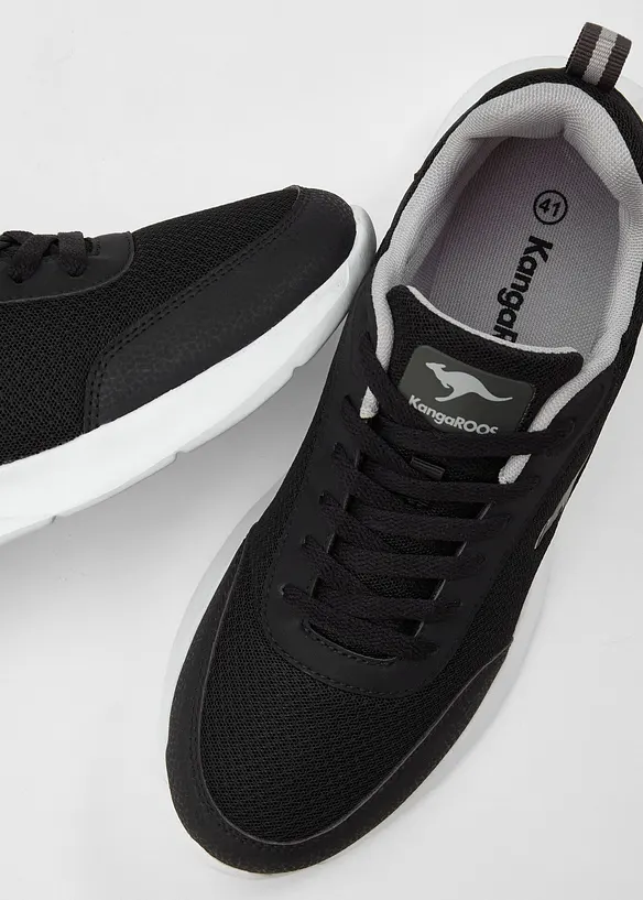 Sneakers med l&auml;tt sula fr&aring;n Kangaroos, Kangaroos