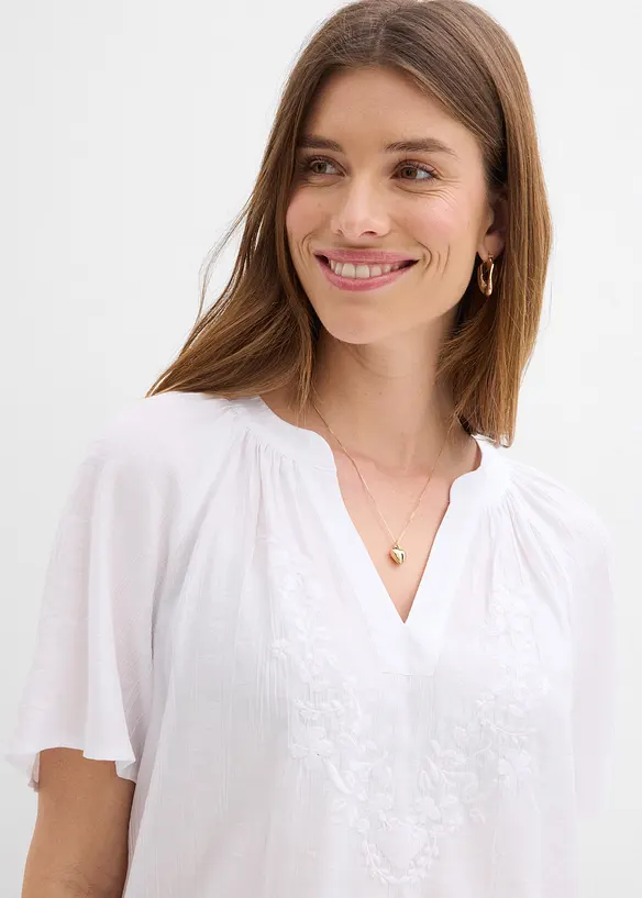 Kort&auml;rmad blus av krinklat material med strukturyta, bonprix