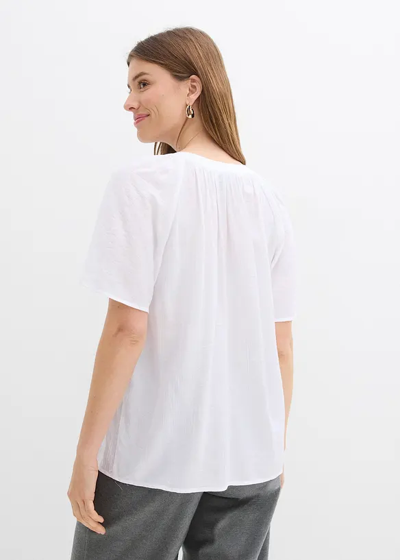 Kort&auml;rmad blus av krinklat material med strukturyta, bonprix