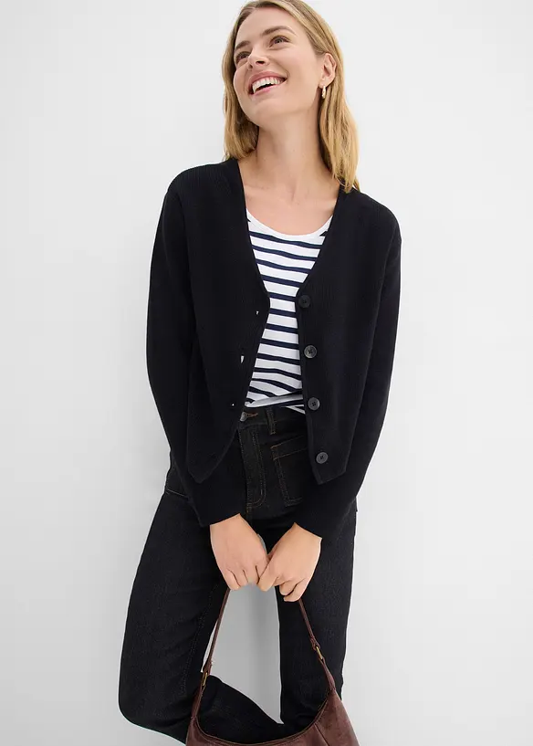 Stickad kofta i kort modell av ekologisk bomull, bonprix