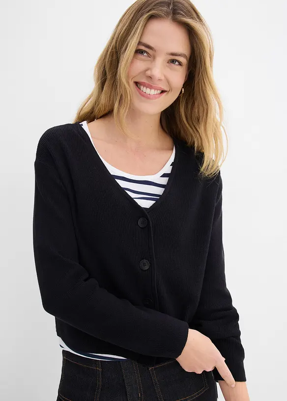 Stickad kofta i kort modell av ekologisk bomull, bonprix