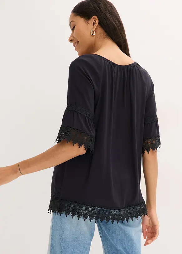 Tunika med spets i mjuk viskos, bonprix