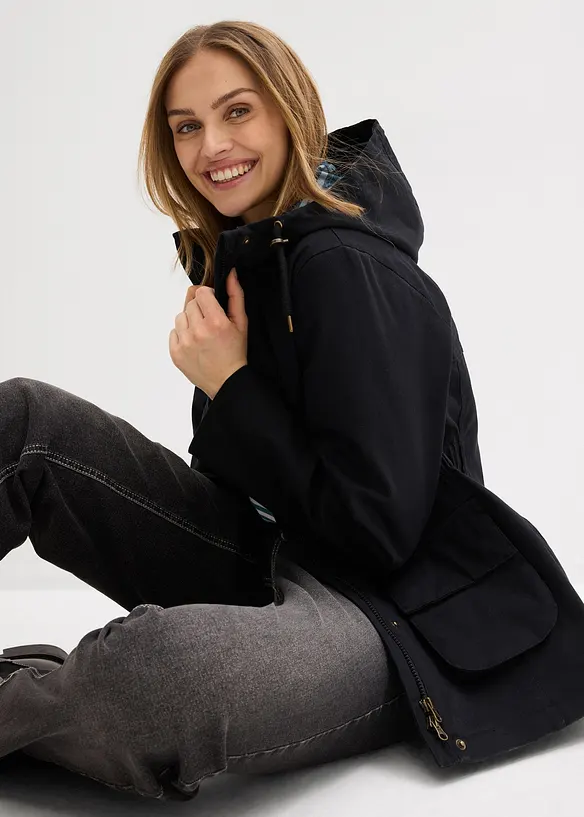 Vattenavvisande jacka med rutigt foder, bonprix