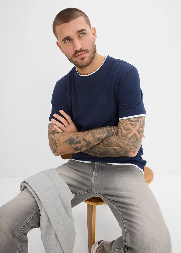 T-shirt av slubbgarn med 2-i-1-look, bonprix