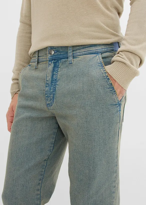 Tunna stretchjeans i Relaxed Fit med bekv&auml;m midja, Straight, bonprix