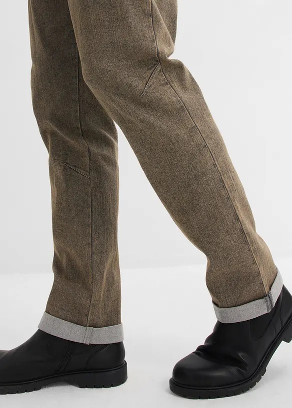 Tunna stretchjeans i Relaxed Fit med bekv&auml;m midja, Straight, bonprix