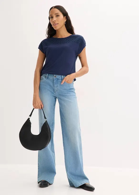 Topp med spets i mjuk viskos, bonprix