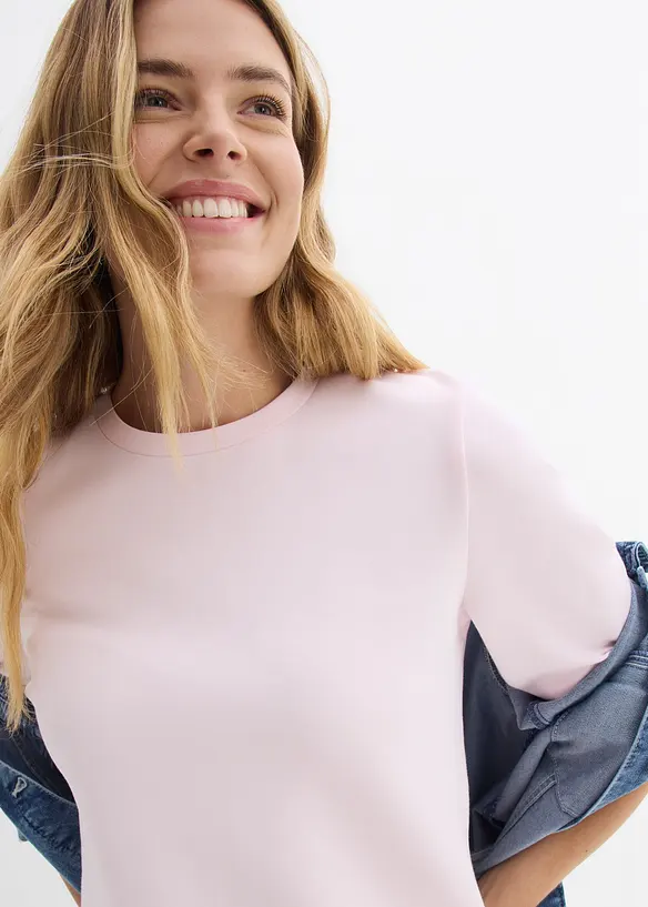 Sweatshirt med ledig sk&auml;rning, bonprix