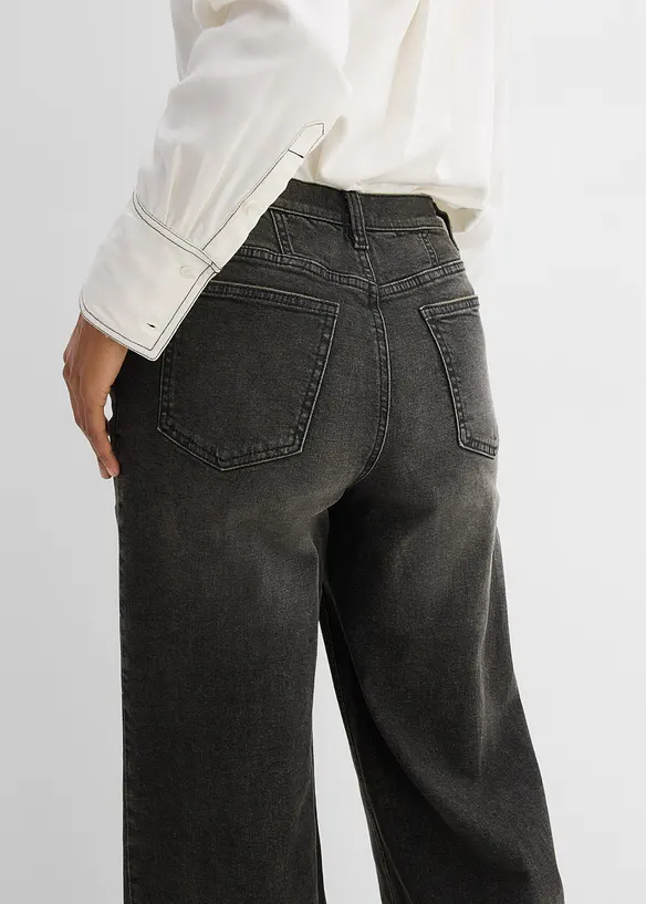 Straight jeans, Loose modell med High Waist, bonprix