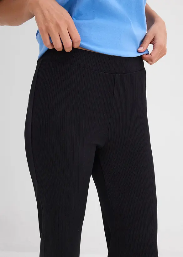 Ribbade leggings av viskosmix, kort modell, bonprix