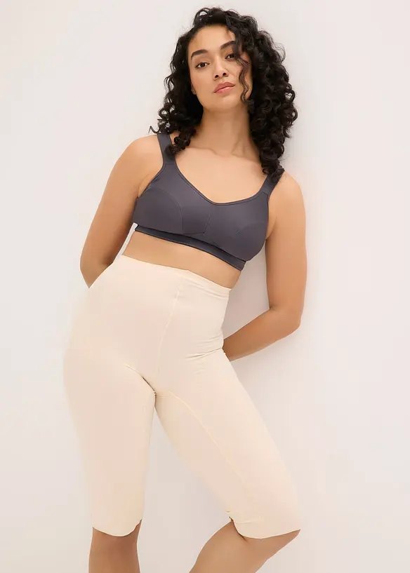 Capribyxa i bomull med l&auml;tt formande effekt, bonprix