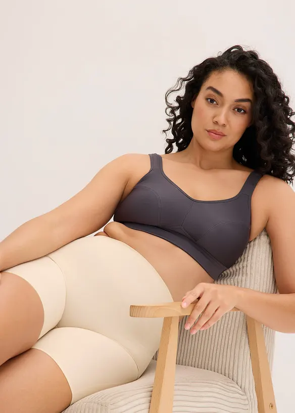 Cykelbyxa med medelh&ouml;g formande kraft, l&aring;g linning bak, bonprix