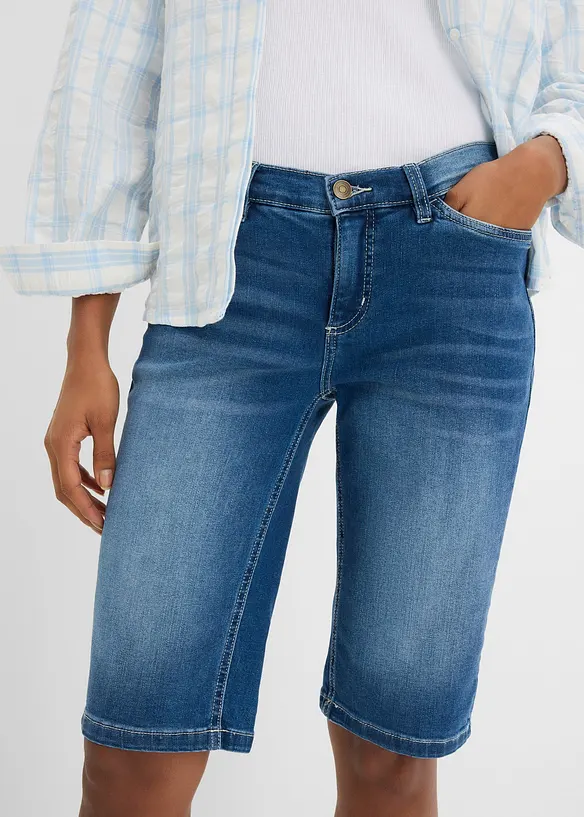 Bekv&auml;ma stretchiga jeansbermudas, bonprix