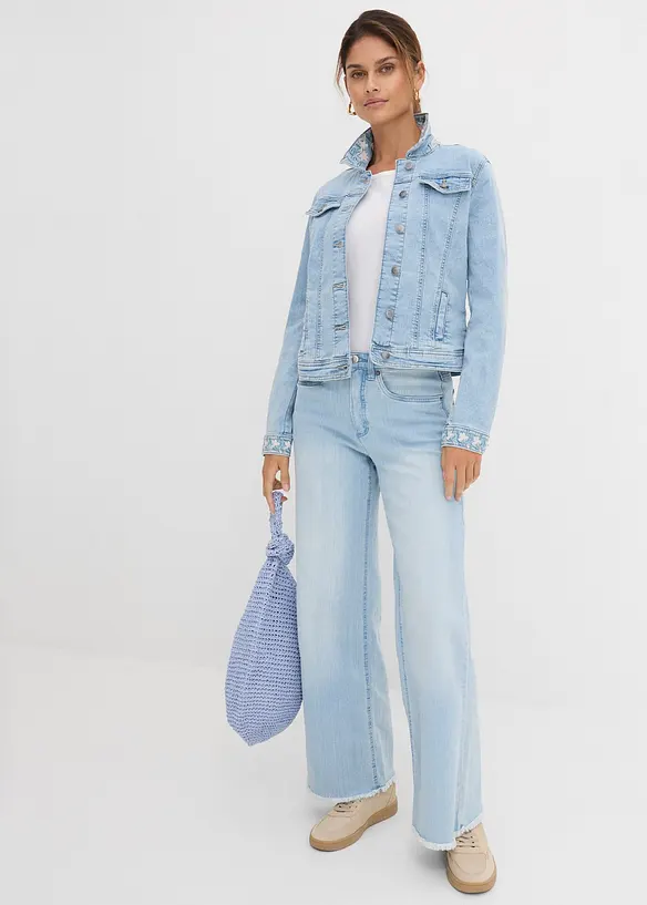 Jeansjacka med broderi, bonprix