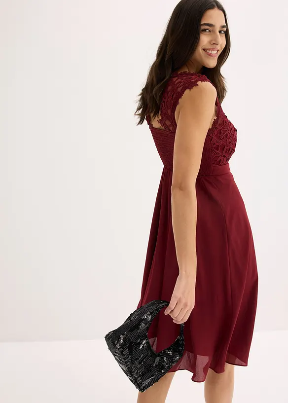 Kl&auml;nning med spets, bonprix