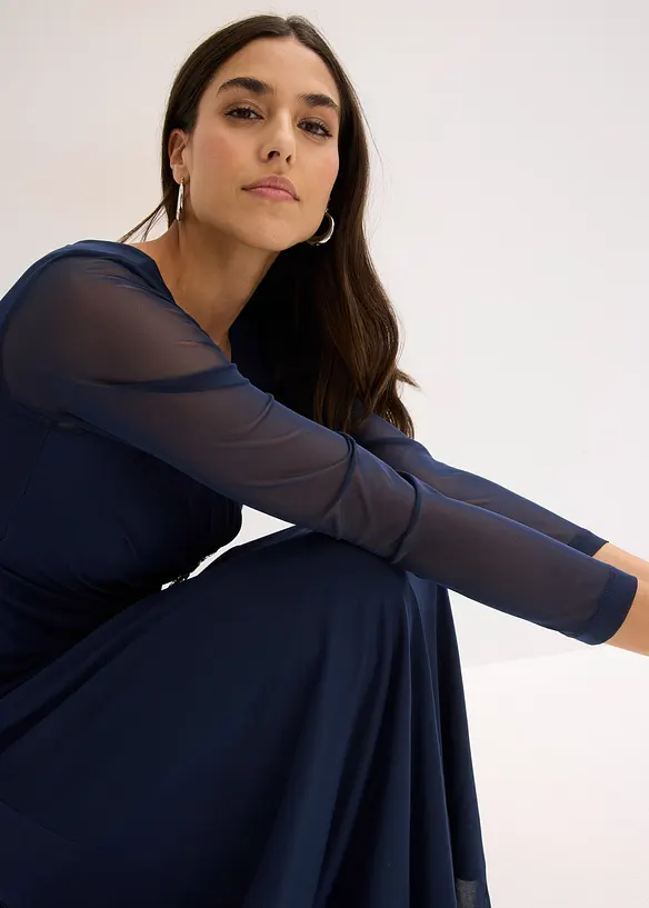 Aftonkl&auml;nning i skir tyll med stenapplikation, bonprix