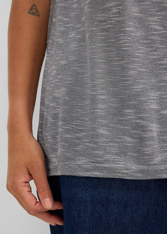 L&aring;ng topp med rundad nederkant, bonprix