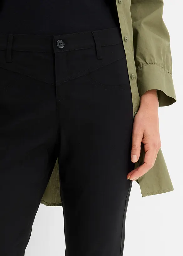 Stretchig bengalinbyxa i bootcutmodell, bonprix