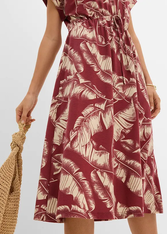 Jerseykl&auml;nning i b&ouml;ljande materialmix, bonprix