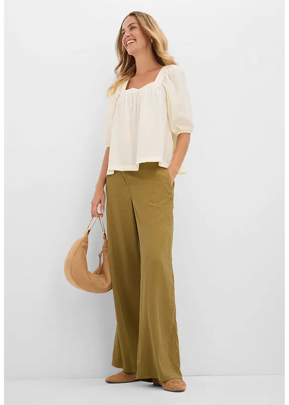 Blus av krinklat material med struktur, bonprix