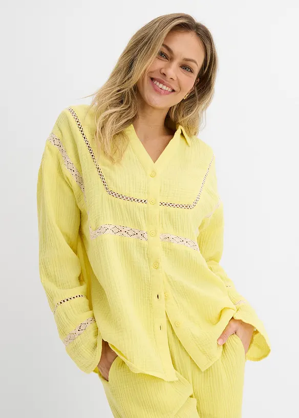 Muslinblus med spetsinf&auml;llningar, bonprix