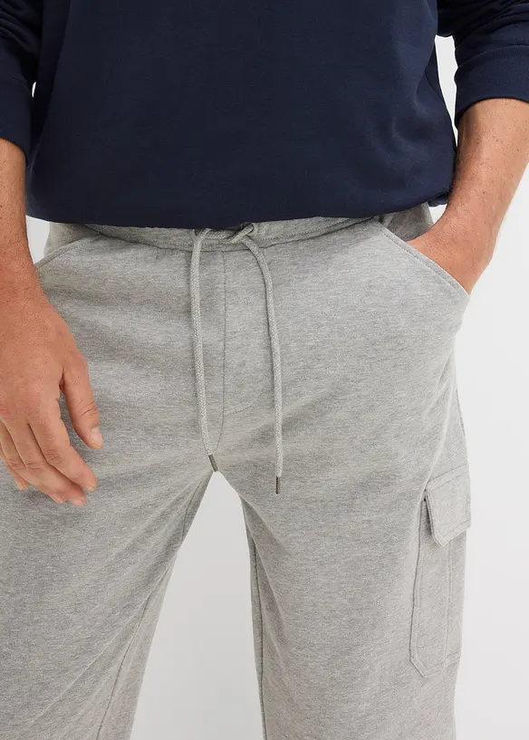 L&aring;nga trik&aring;bermudas med cargofickor, ren bomull, normal passform, bonprix