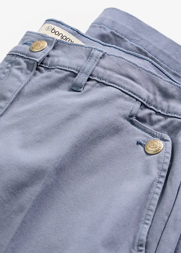 Stretchbyxa med vida ben, bonprix