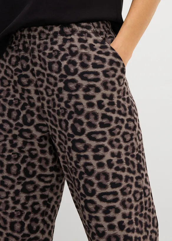 Leopardm&ouml;nstrad Sweatbyxa, bonprix