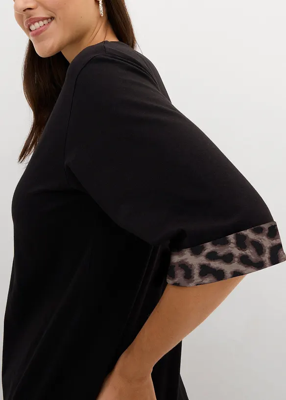 Sweatshirt med leopardm&ouml;nster i bomullsmix, bonprix