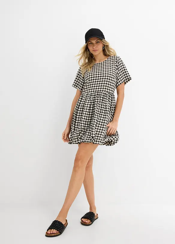 Kort kl&auml;nning med ballongformad nederkant, bonprix