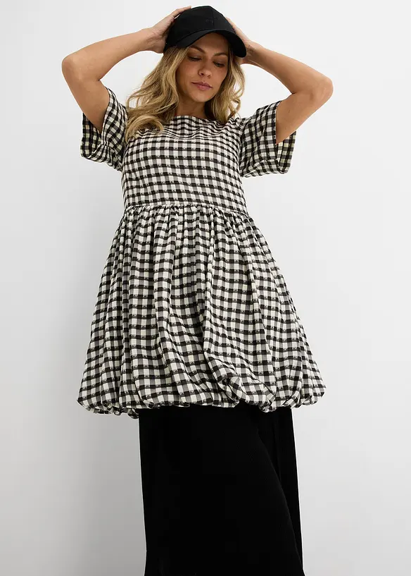 Kort kl&auml;nning med ballongformad nederkant, bonprix