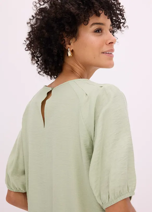 L&auml;tt transparent blustunika med broderi, bonprix