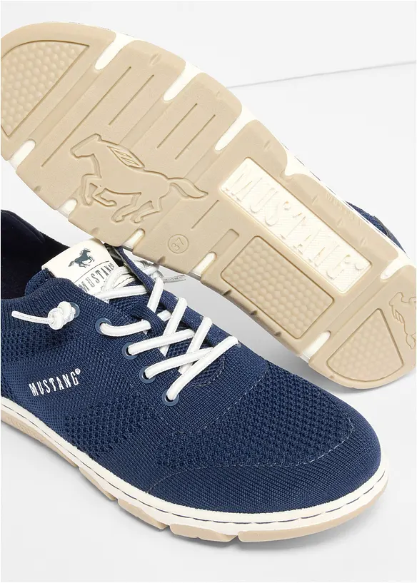 Sneakers fr&aring;n Mustang med flexibel sula, Mustang