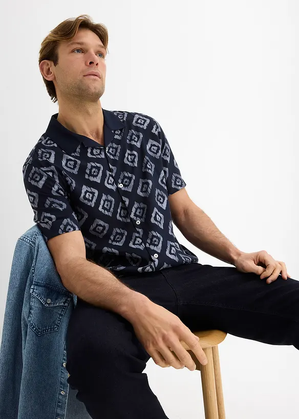 Kort&auml;rmad skjorta med resortkrage, bonprix