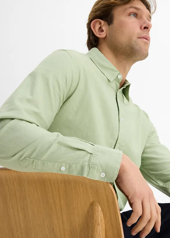 L&aring;ng&auml;rmad skjorta i svalkande linnemix, modern passform, bonprix