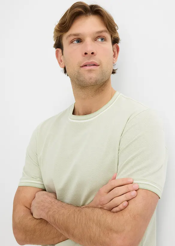 T-shirt i pik&eacute; av ekologisk bomull, bonprix