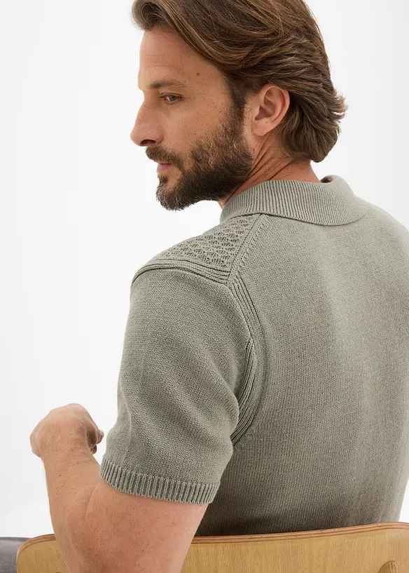 Stickad pik&eacute;tr&ouml;ja med dragkedja, bonprix